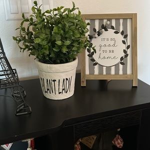 Meet your Posher, Stacy